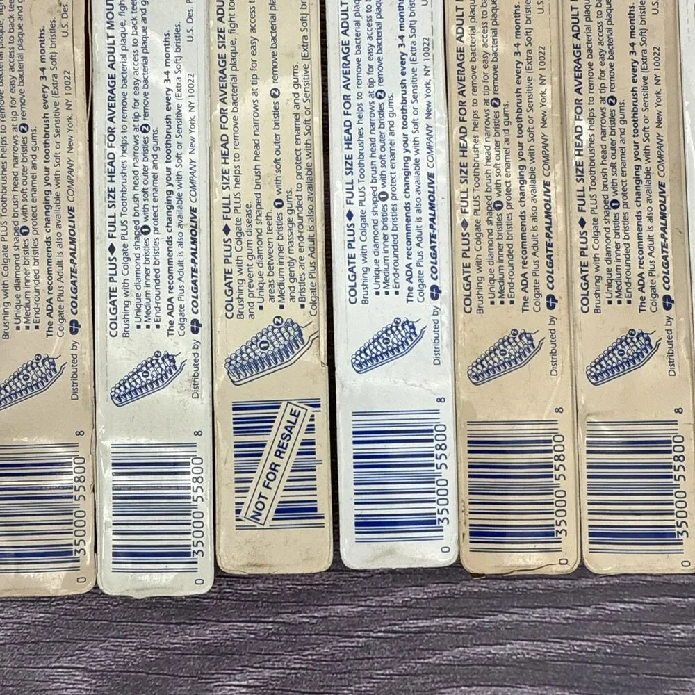 12 Vintage Colgate Plus Toothbrush Diamond 1 Shaped Full Head Medium Bristles